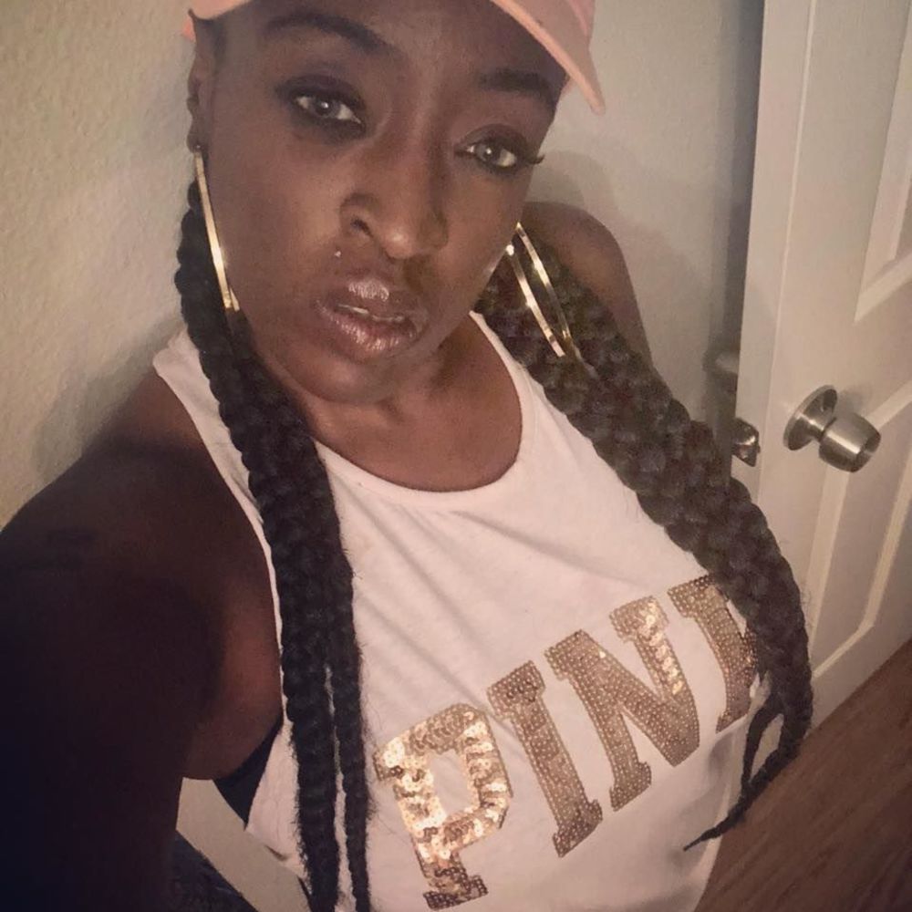 Meet your Posher, Bobbi